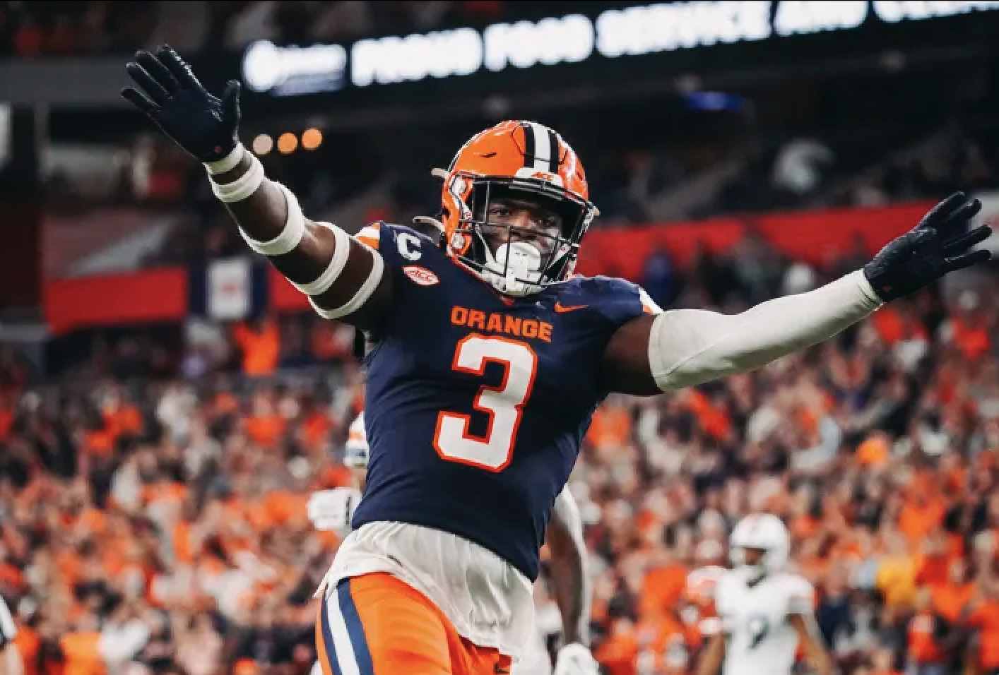 Former Syracuse Football Captain Signs With NFL Team